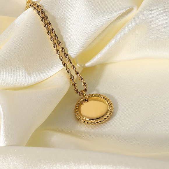 Mia Angel Wings Necklace - Picture 6 of 8